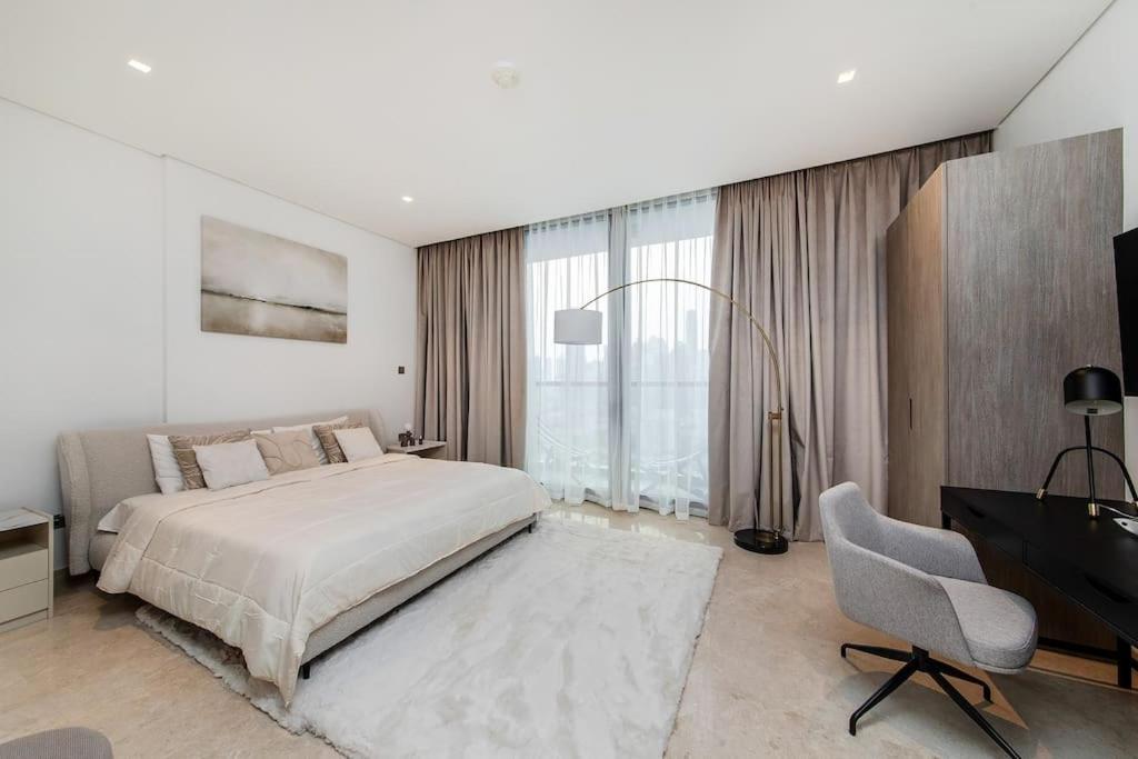 Burj Khalifa View 3bedroom *