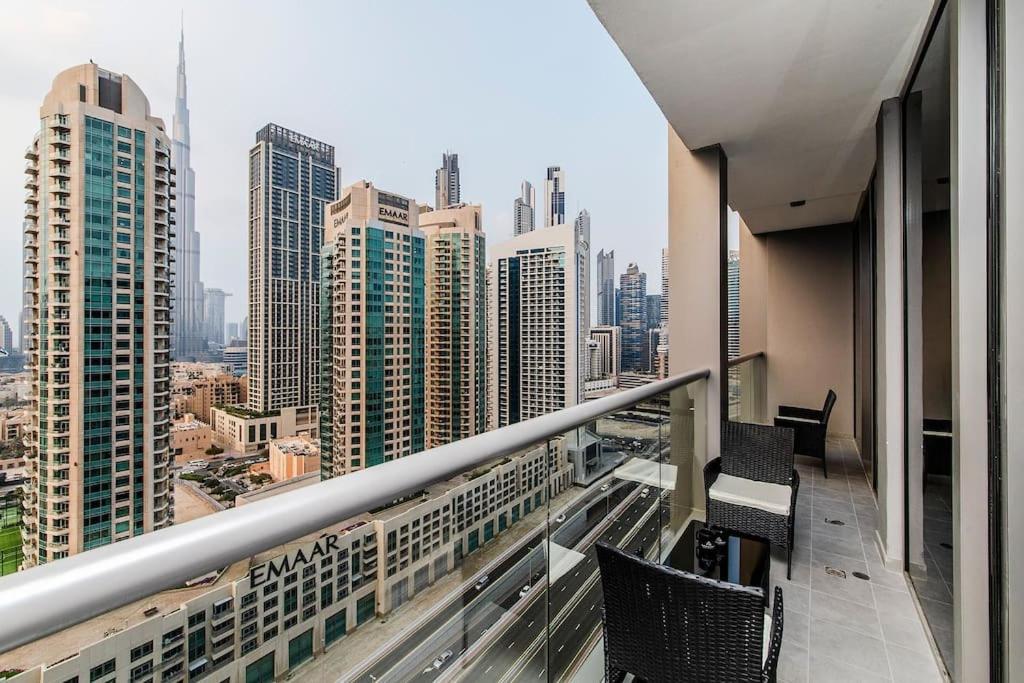 Burj Khalifa View 3bedroom *